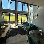 Cichy Zakatek Lodge *